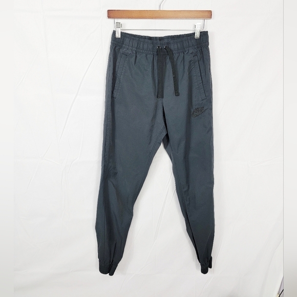 Nike Boy's Small  Jogger Pants - Picture 1 of 6
